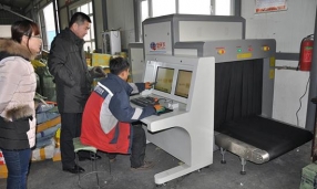 隨快遞企業(yè)是如何用快遞X光安檢機(jī)的？